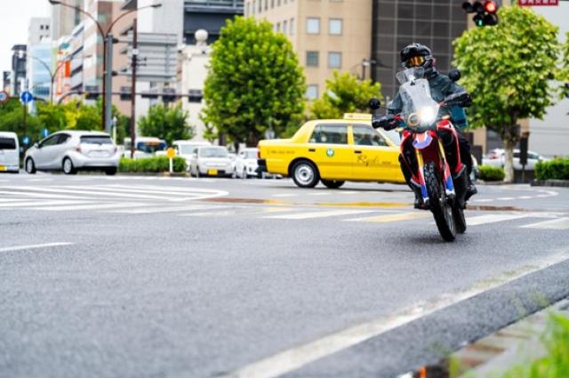 車とバイクの維持費を比較！初心者必見の選び方ガイド