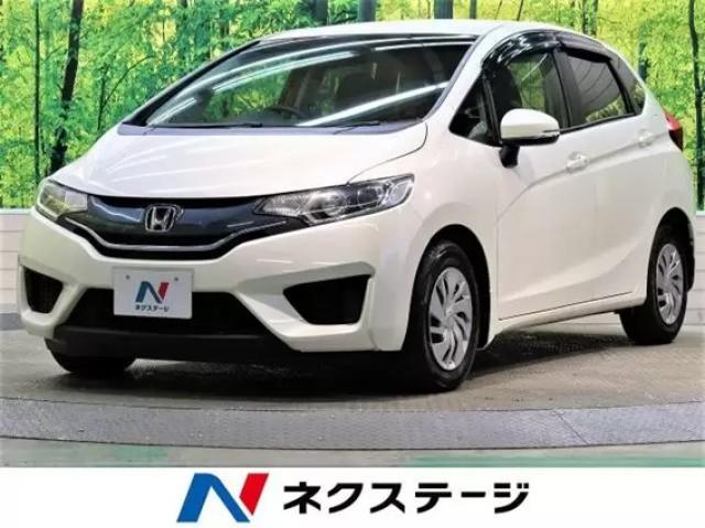 人気があるプリウスの年式別の特徴とは?中古車をお得に購入するコツも解説!