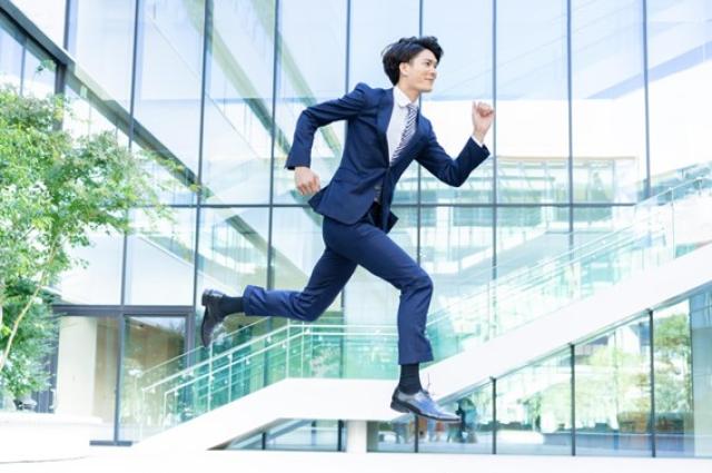 人気があるプリウスの年式別の特徴とは?中古車をお得に購入するコツも解説!