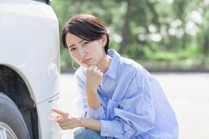 車のへこみは買取にどのくらい影響する？高く売るためのコツを解説