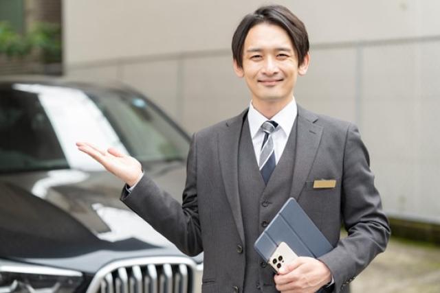 ディーラーの男性