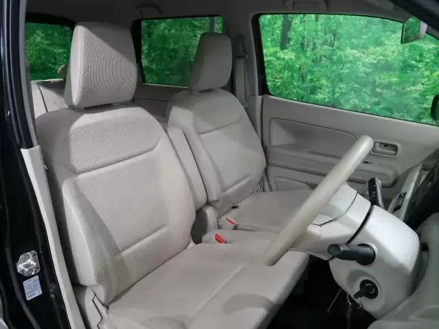 ワゴンRを中古車で購入するならどう選ぶ?価格の相場やライバル車も解説