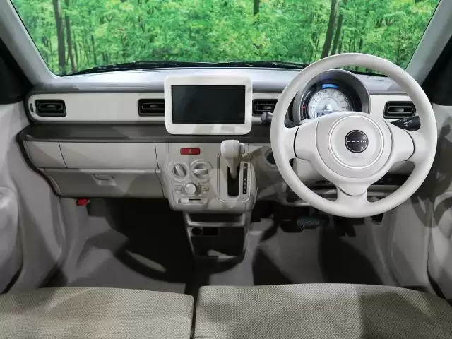 アルトラパンは唯一無二の可愛さ!お得に買うなら中古車がおすすめ!