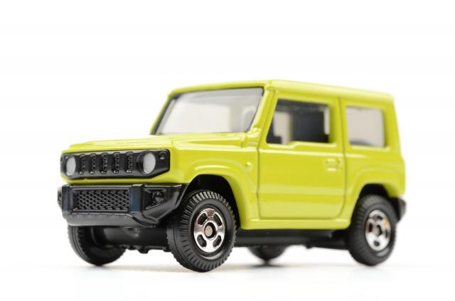 ジムニーの新古車が欲しい!価格相場やお得に乗れる方法とライバル車種3選