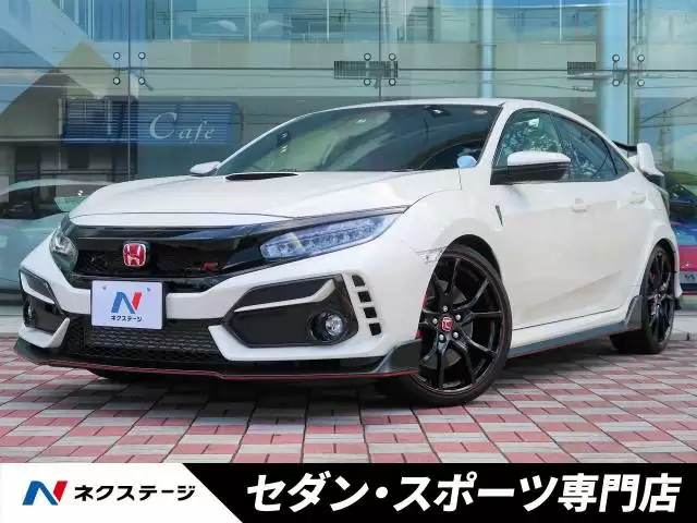 セダンでおすすめしたい車種はコレ！セダンの定義やサイズなど選び方まで解説