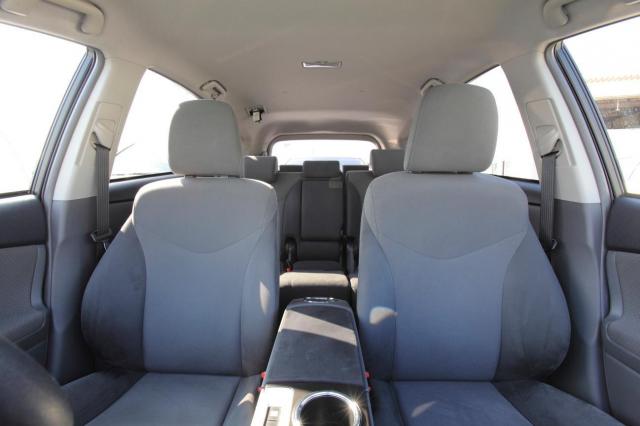 プリウスαの特徴が知りたい！気になる燃費や走行性能・中古車相場まで