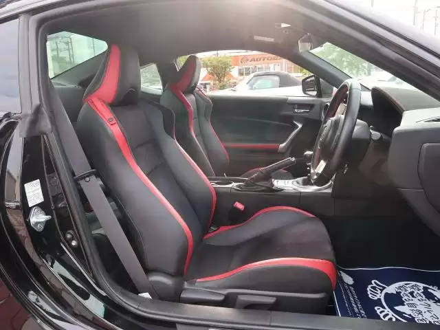 トヨタ 86の内装選びのポイント!グレードごとの違いや中古車相場も解説