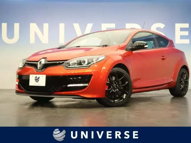 ルノーの新型メガーヌR.S.にはどんな魅力があるの?改良前との違いを解説