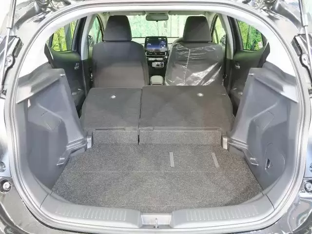 フルモデルチェンジした新型アクアは何が違う？性能や特徴をチェック