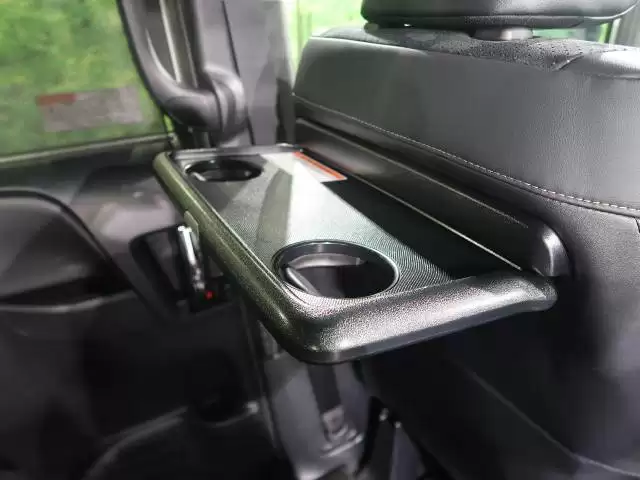 ヴォクシーは内装も自慢！グレード別の特徴や収納・居住性を徹底解説