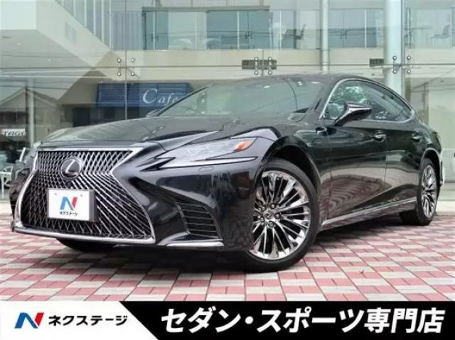 セダンとはどんな車?魅力や選ぶポイントを解説!