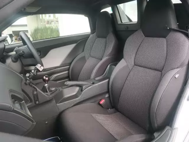 生産終了を迎えたホンダS660！追加生産や中古車相場の変動を見てみよう