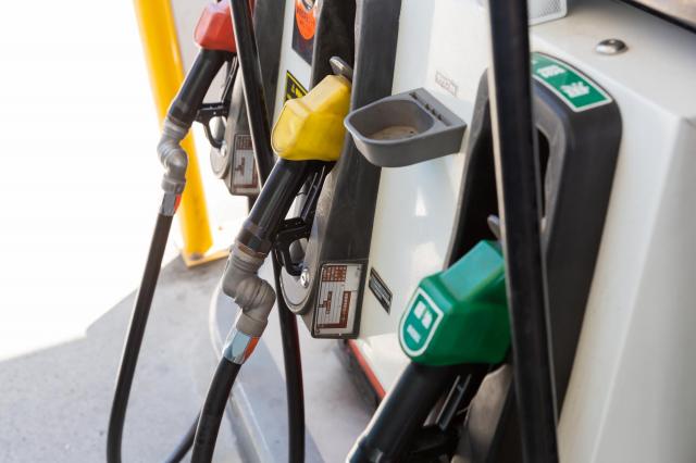 カローラツーリング ハイブリッド車の魅力!ガソリン車との違いは?