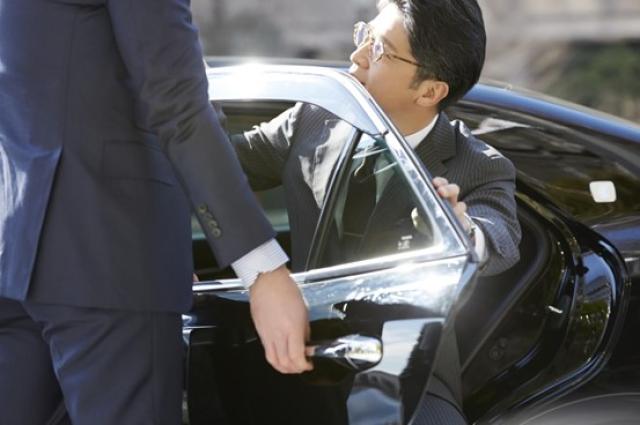 国産高級車にはどんな車がある?メーカーや10車種をご紹介