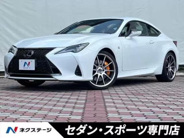国産高級車にはどんな車がある?メーカーや10車種をご紹介
