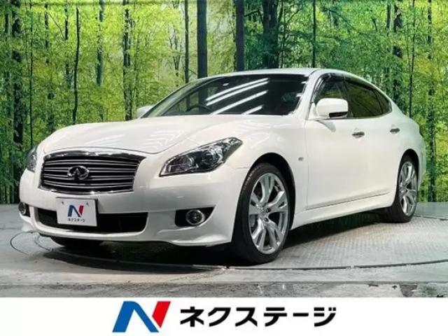 国産高級車にはどんな車がある?メーカーや10車種をご紹介