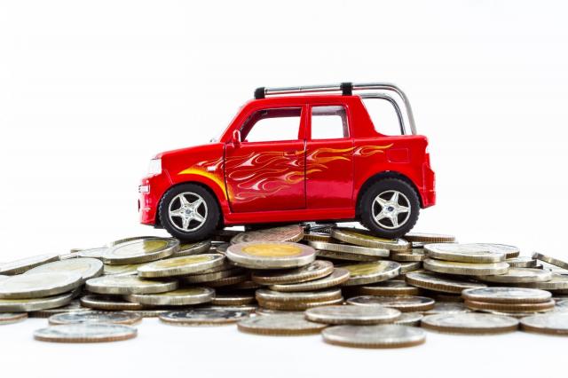 【ランドローバー】ディスカバリー スポーツの魅力やイヴォークとの違いを解説