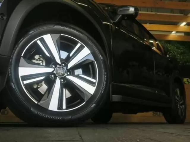 4WDのおすすめ16車種を一挙紹介!特徴や2WDとの違いも解説