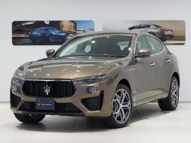 マセラティとは？意外と知らない歴史や人気車種の魅力・中古車相場を紹介