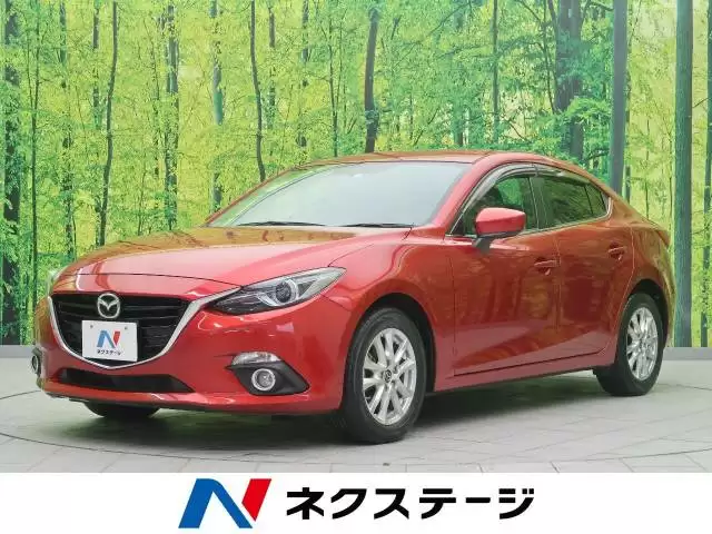 燃費のいいセダンのおすすめ12選【ハイブリッド】