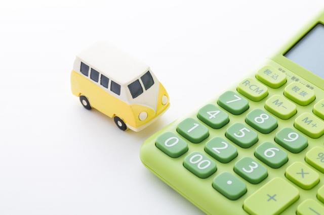 車の税金と排気量の関係性は？自動車一覧・減税制度や8例の課税額を紹介！