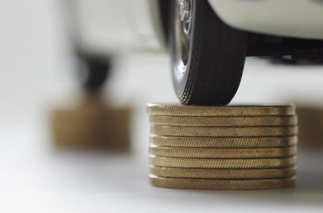 自動車税の払い忘れに注意しよう！すぐに払えない時の対処法も解説！