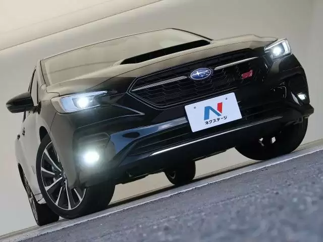 スバル レヴォーグのグレードによる違いは？人気の理由や新型モデルも解説