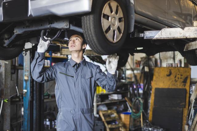 車のメンテナンスとは何をするの？作業箇所や費用を節約するコツを解説