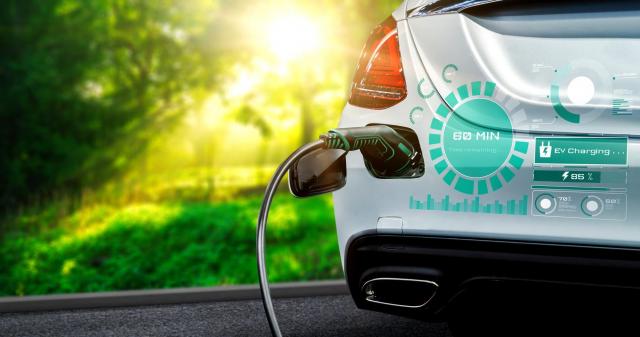 トヨタの電気自動車とは？注目の「bZ4X」や人気モデルの魅力を紹介