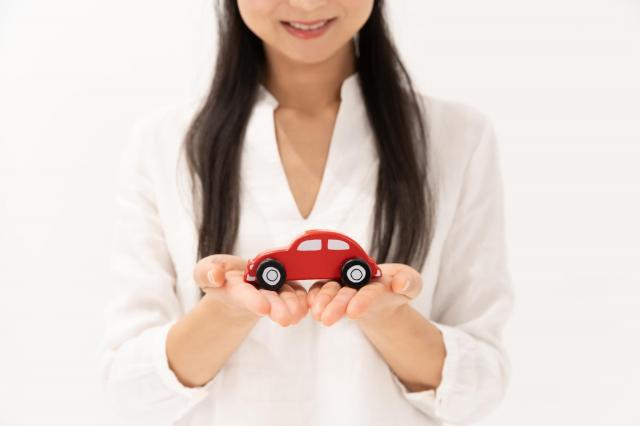 電気自動車にはメリットがいっぱい!上手な乗り方など役立つ情報を解説