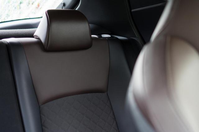 6輪のベンツとは?流通台数や希少車種の探し方をご紹介