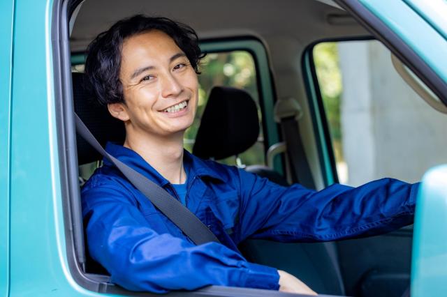 新型の【スズキ アルト】と【マツダ キャロル】の魅力とは?違いまで解説