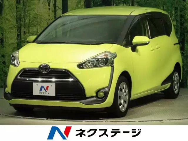 トヨタのシエンタとヴォクシーを徹底比較！それぞれの魅力や特徴が分かる