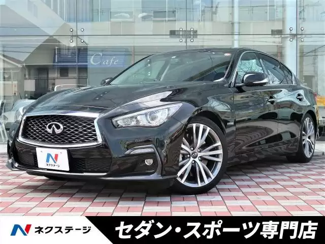 スカイラインはフーガと何が違うの？日産セダンを中古車相場まで徹底解説