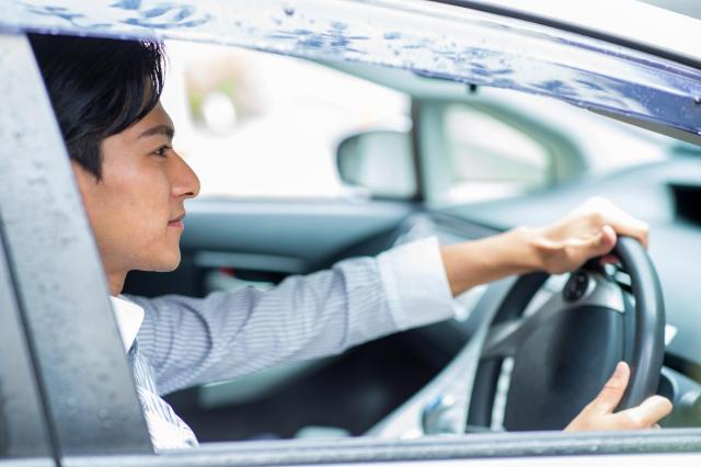 スカイラインはフーガと何が違うの？日産セダンを中古車相場まで徹底解説