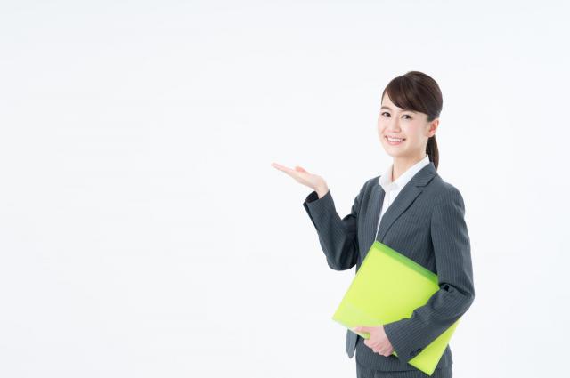 ベンツ EQCってどんな車なの?スペックや特徴と維持費の傾向をご紹介