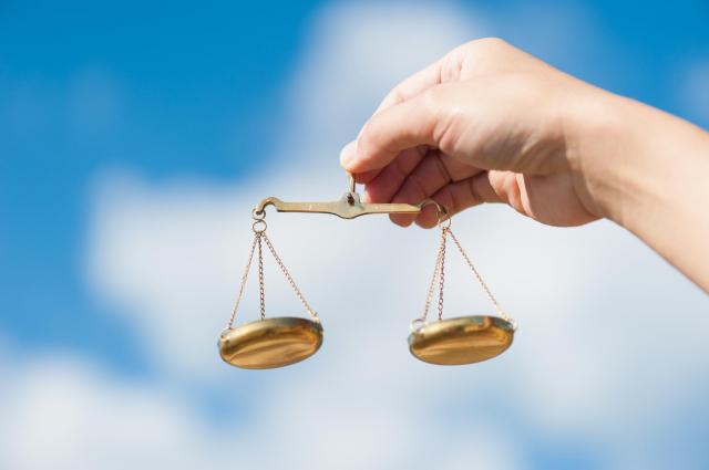 日産ノートとトヨタヴィッツに乗るならどっち?コンパクトカーを比較しよう