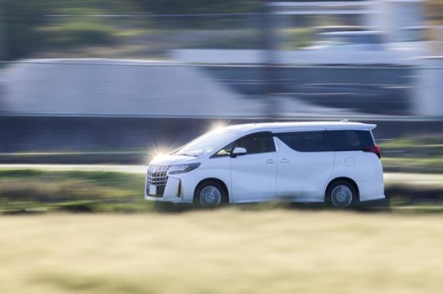 新型アルファードとヴェルファイアはどう変わった？進化した内容をチェック