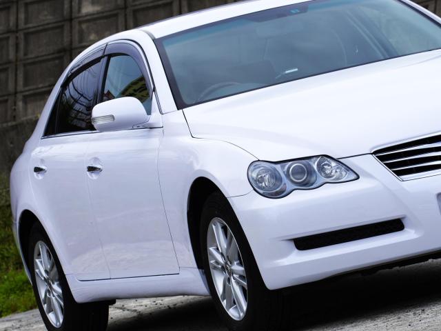 マークＸのオプションはどんなものがあるの？ベース車とGR SPORTの比較