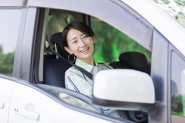 エンジンのオイル交換の目安とは？交換しても調子が優れない場合の対応も解説