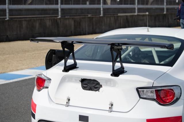 車のエアロパーツ完全ガイド！選び方やメリット、注意点を解説