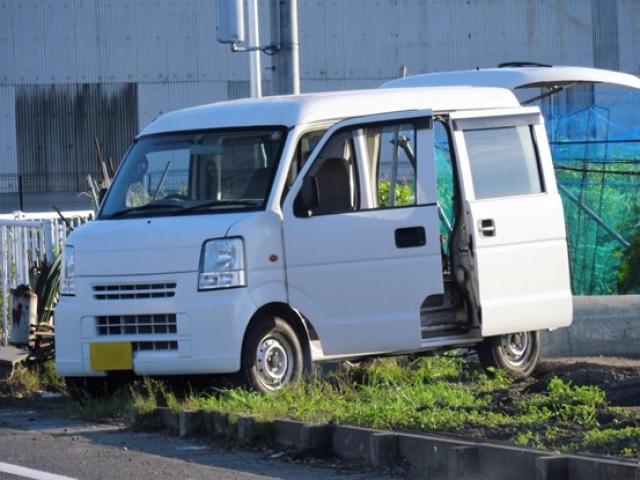 ワンボックスカーとは？家族で楽しむ活用法と人気モデルを紹介