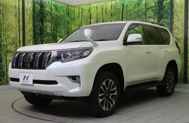 ジープの魅力は？チェロキーやラングラーの人気車種の特徴や中古車価格をチェック