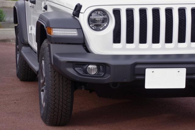 ジープの魅力は？チェロキーやラングラーの人気車種の特徴や中古車価格をチェック