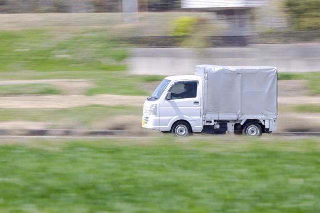 軽自動車の高速料金は普通車より安い？割引の方法や利用時の注意点も解説