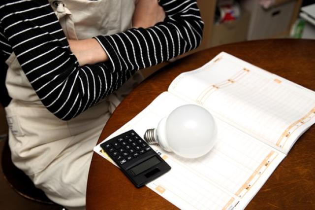 電気自動車の充電料金はいくら？ガソリン代との比較やお得に充電する方法も◎