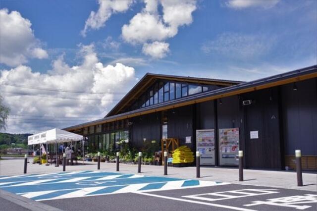 電気自動車の充電料金はいくら？ガソリン代との比較やお得に充電する方法も◎