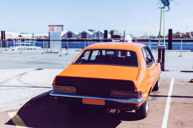 レトロな車おすすめ8選！かわいくておしゃれな国産車・輸入車を紹介