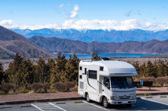 軽キャンピングカーの中古料金相場とキャンピングカーの種類を紹介