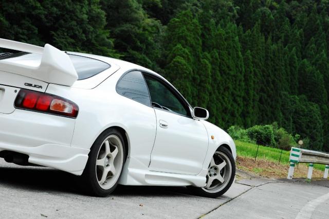 エアロパーツにはどのような種類がある?効果や選び方のポイントも解説